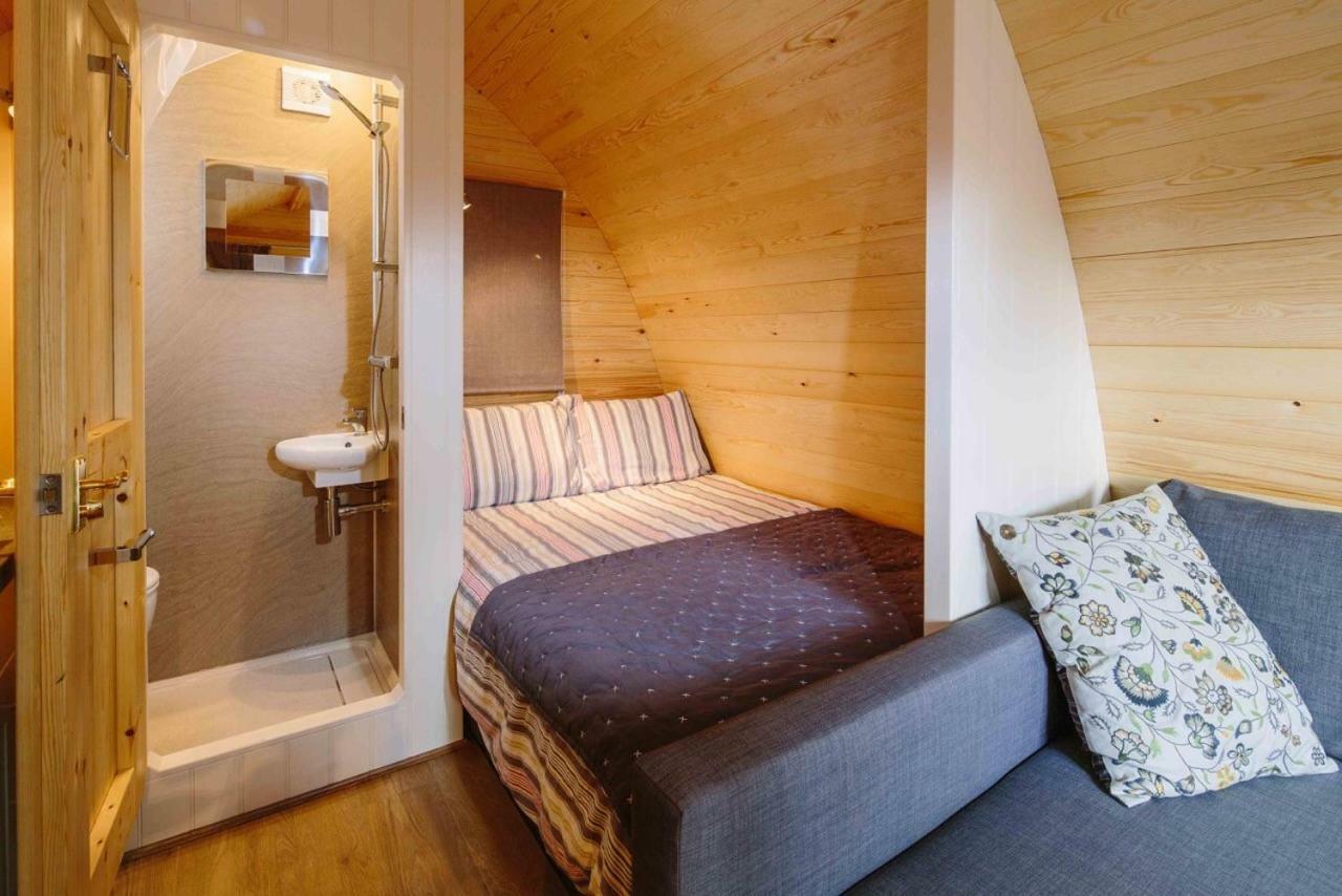 מלון צ'לטנהם Campion Glamping Pod מראה חיצוני תמונה